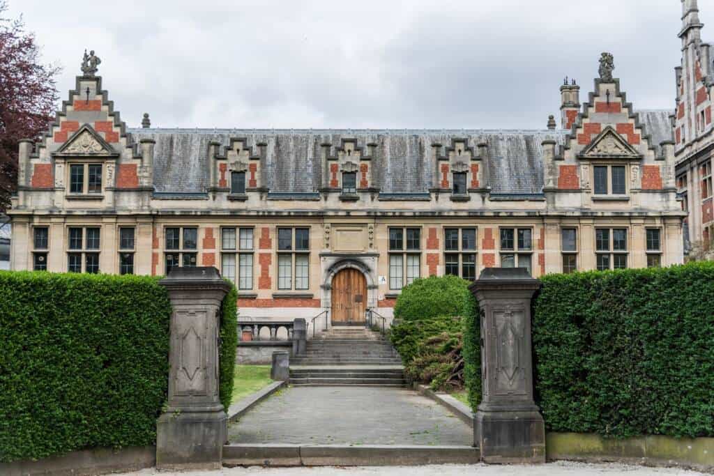 ©EB - Lara Herbinia